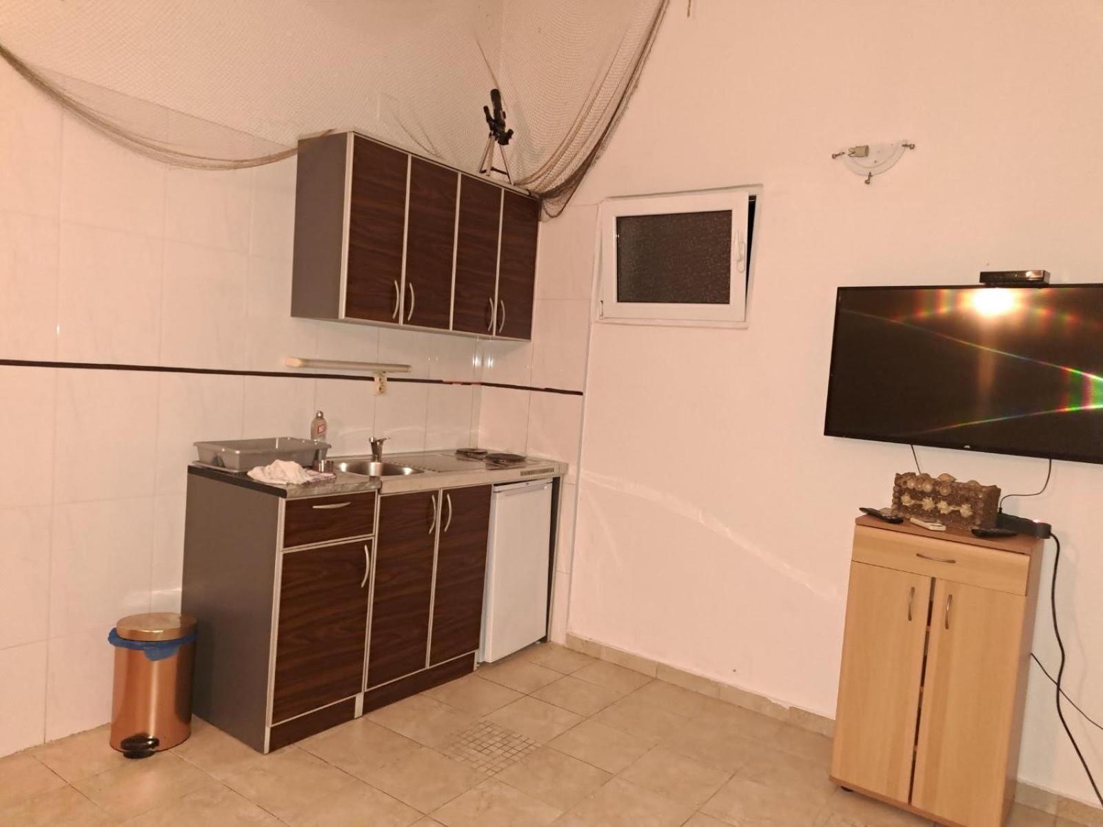 The Four Fish Apartment Petrovac Exterior photo